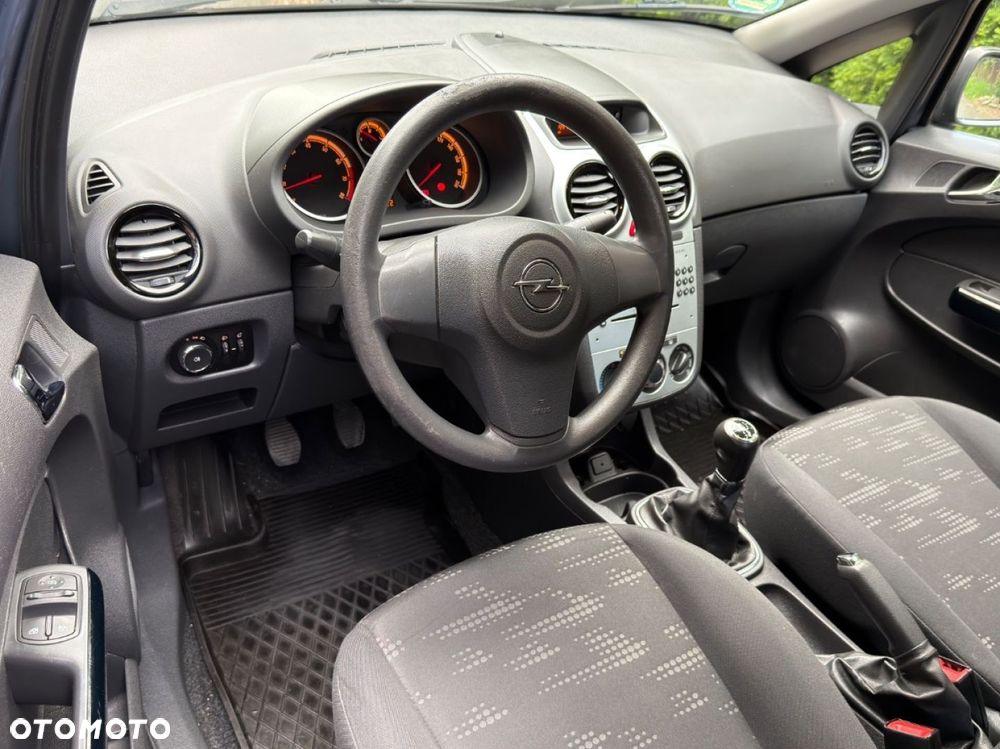 Opel Corsa - 13