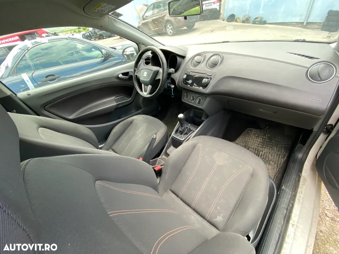 Dezmembrez piese Seat Ibiza - 4
