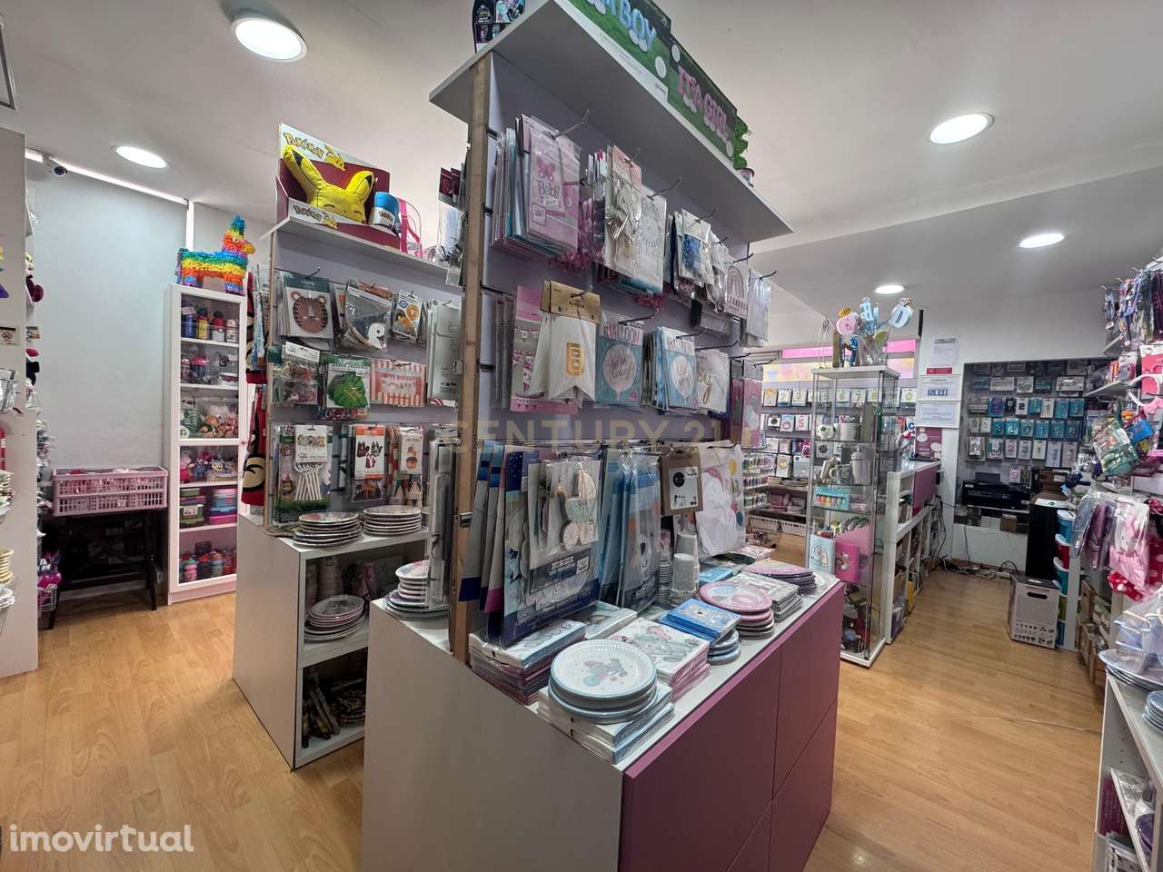 Loja de 2 andares Av. Elias Garcia - Grande imagem: 3/13