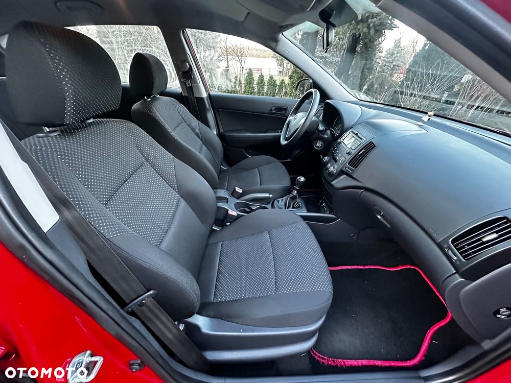 Hyundai i30 1.4 Comfort - 14