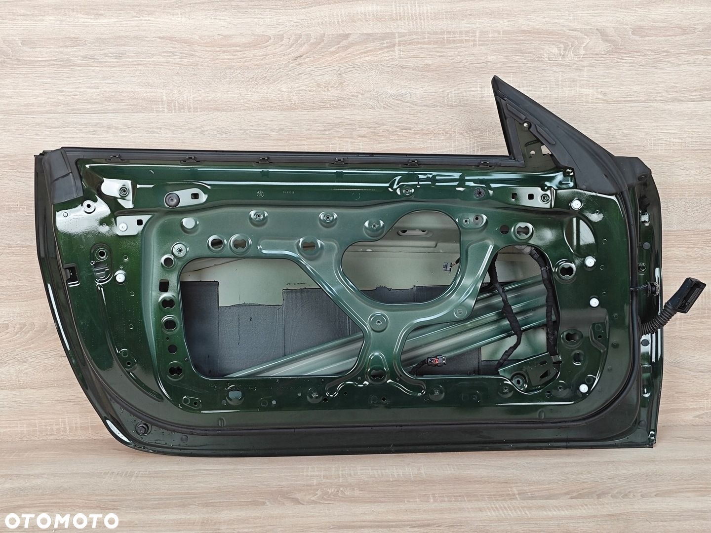 DRZWI LEWE BMW 4 G22 G23 M4 G82 G83 C4E SANREMO GREEN METALLIC 26km - 2