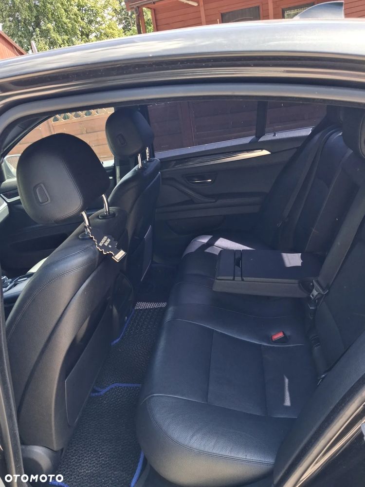 BMW Seria 5 518d Modern Line - 18