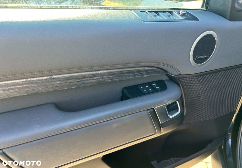 Land Rover Discovery - 17