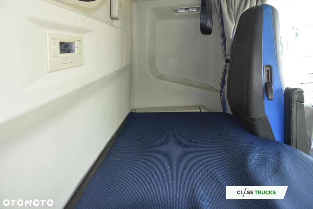 Volvo FH 460 Globetrotter XL i-Save - 16