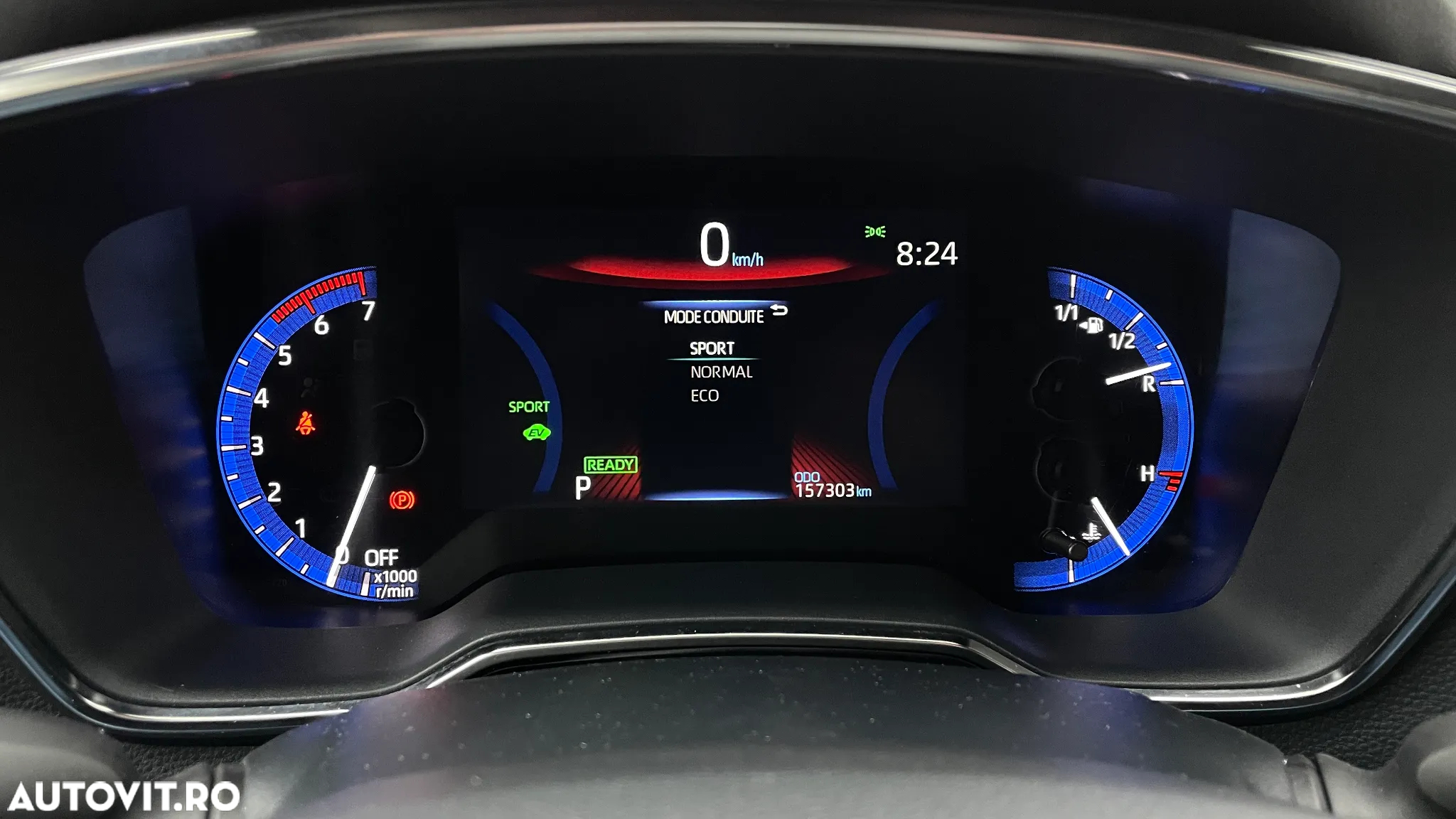 Toyota Corolla 1.8 Hybrid Comfort - 19