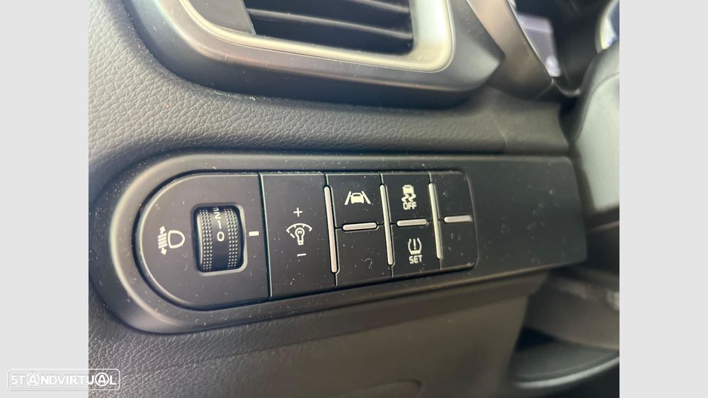 Kia XCeed 1.0 T-GDI Dynamic - 9