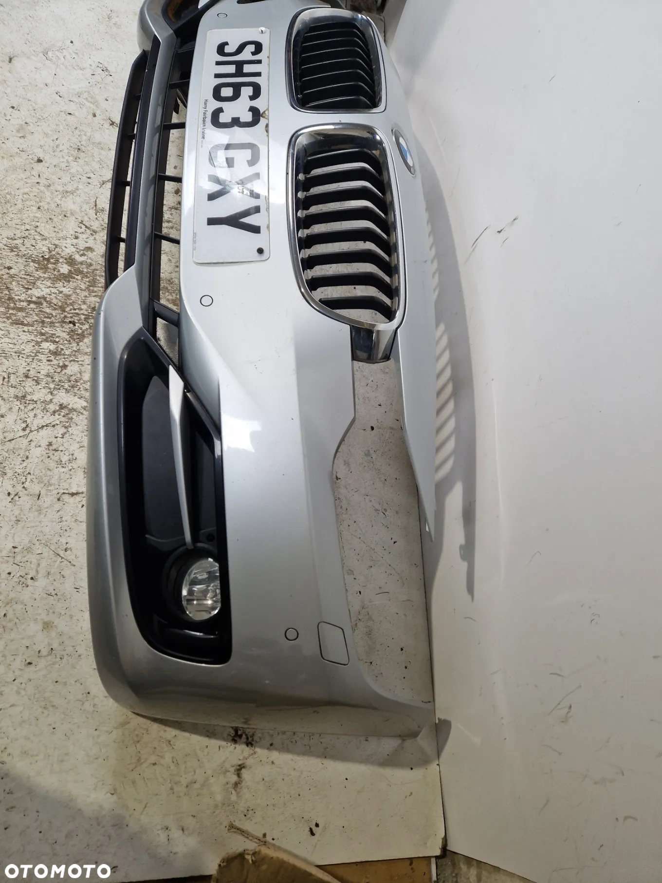 BMW3 F30 sport zderzak przedni PDC spryskiwacze. - 2