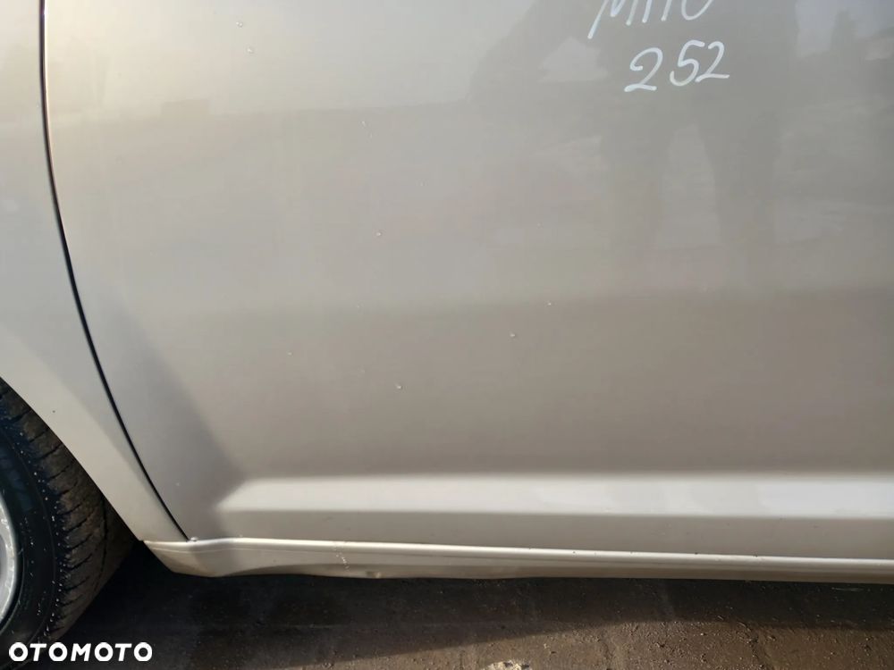 ALFA ROMEO MITO DRZWI LEWE PRZEDNIE LEWY PRZÓD KOLOR: 252 - 5