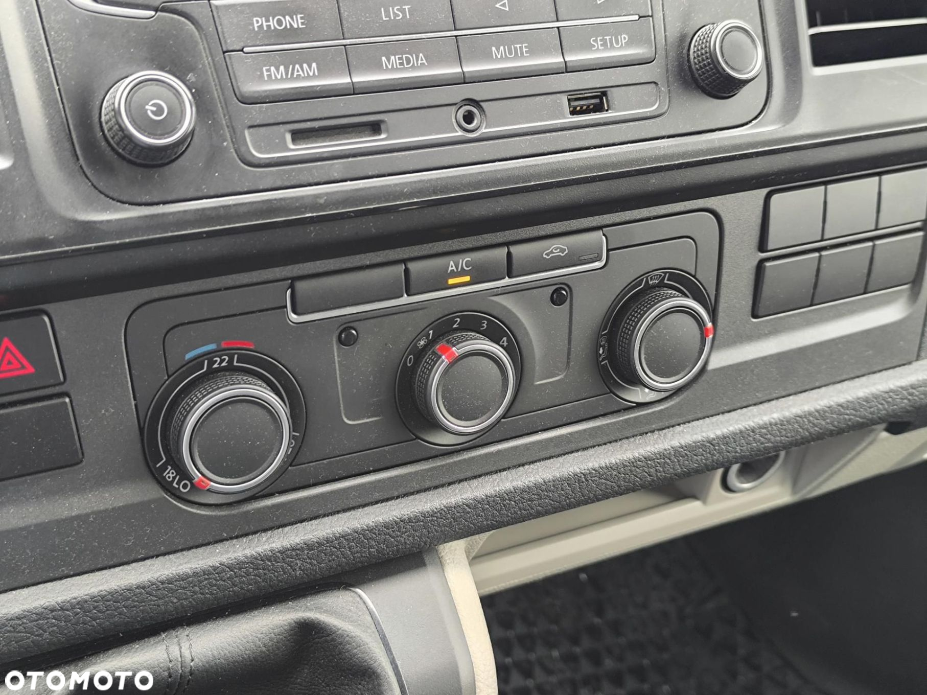 Volkswagen Transporter - 20