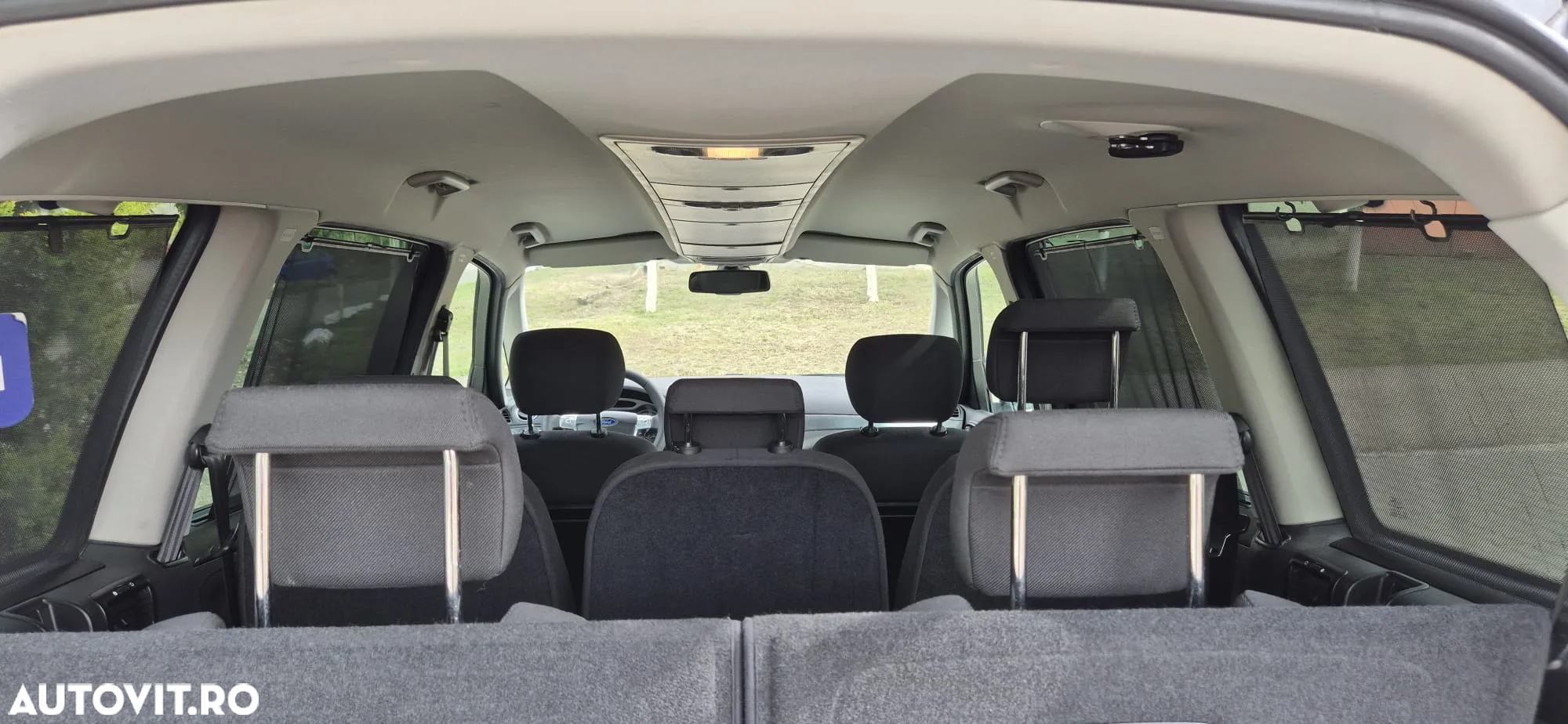 Ford Galaxy - 13