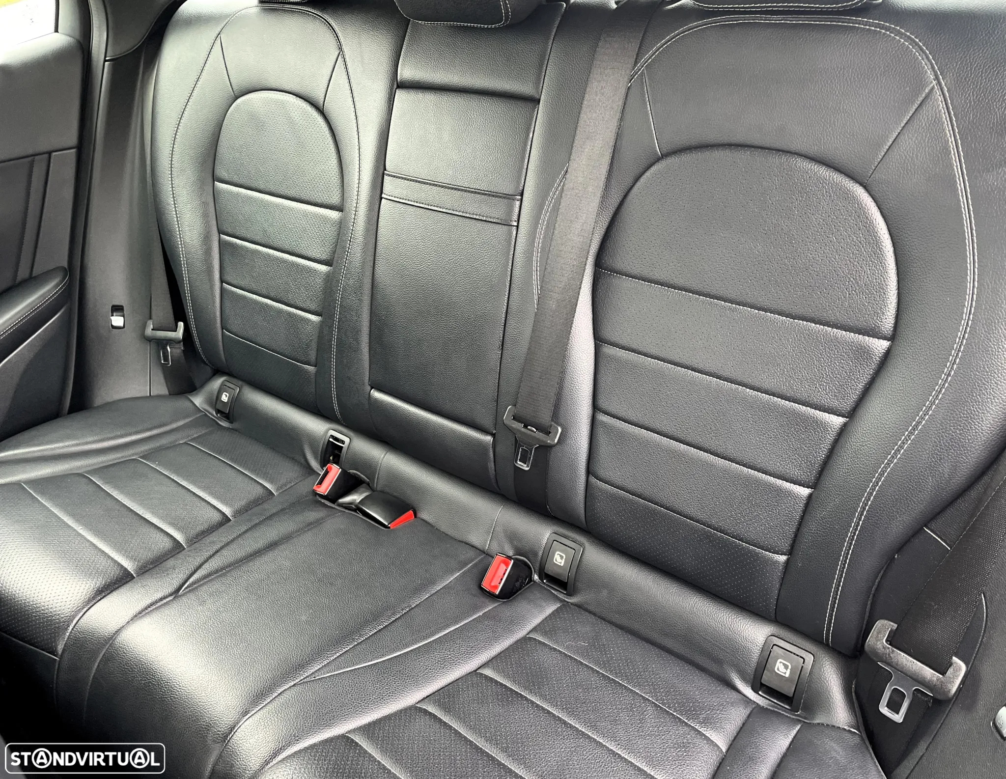 Mercedes-Benz GLC 250 d Off-Road 4-Matic - 32
