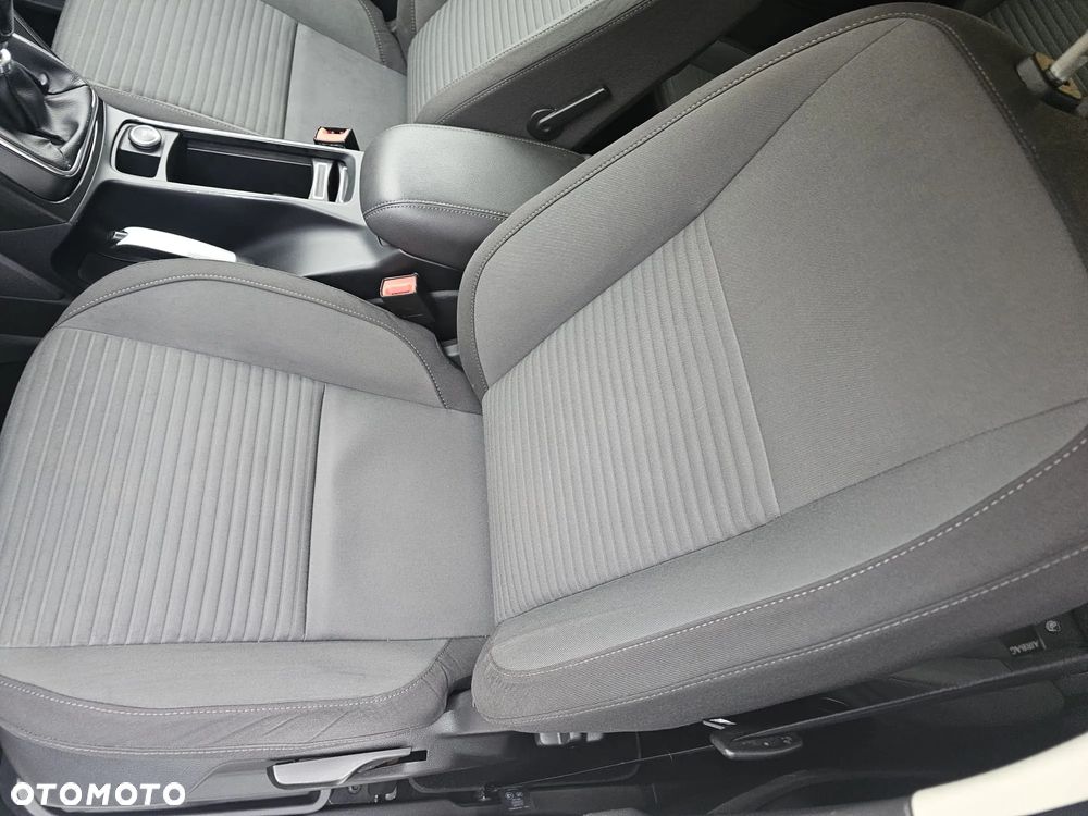 Ford C-MAX 1.5 TDCi Start-Stop-System Titanium - 22