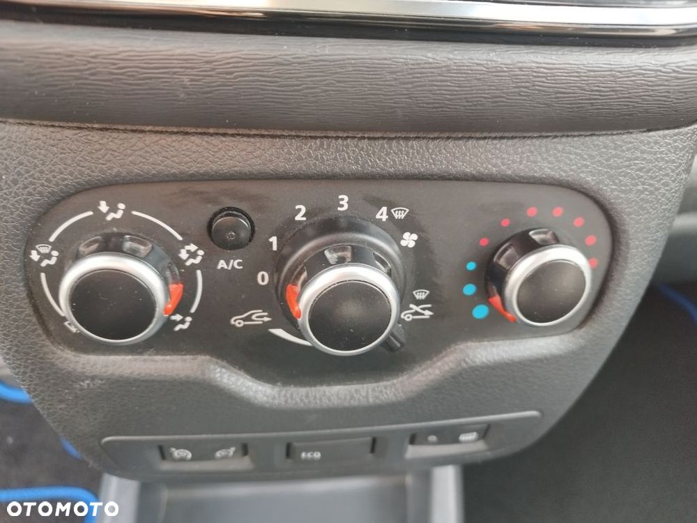 Dacia Lodgy TCe 115 Stepway - 22