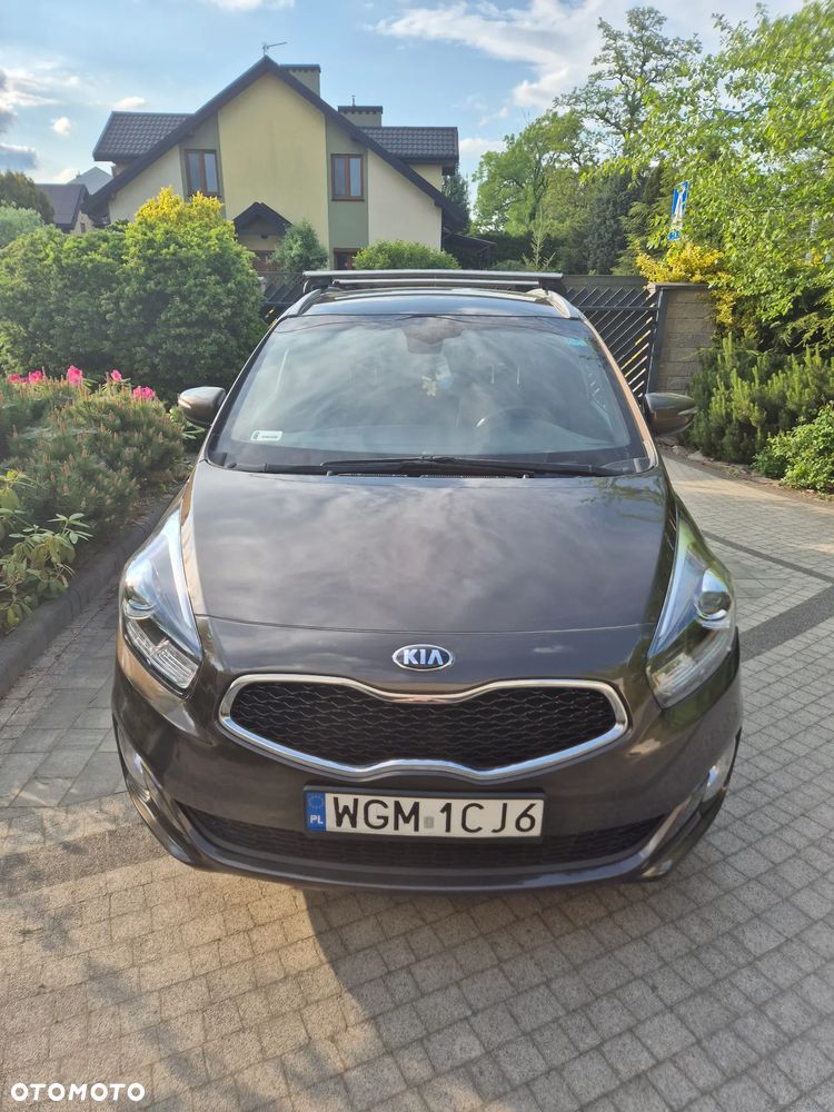 Kia Carens 2.0 GDI L 7os - 1