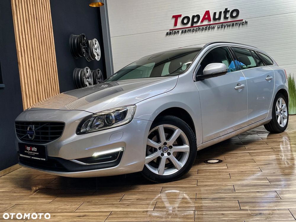 Volvo V60 D4 Geartronic Momentum - 15