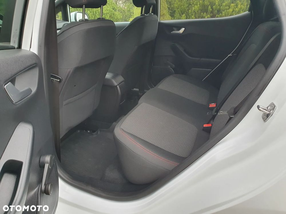Ford Fiesta - 22