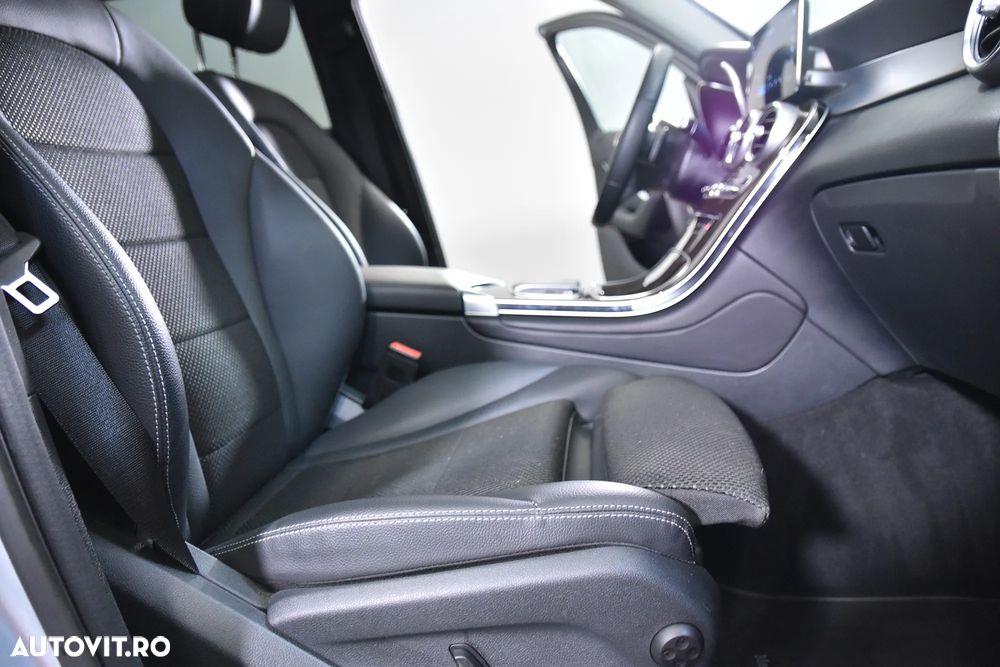 Mercedes-Benz GLC - 11