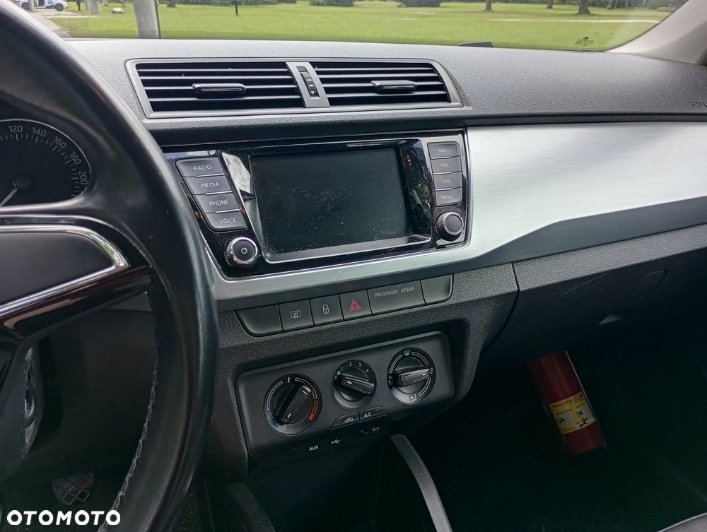 Skoda Fabia 1.0 Ambition - 25
