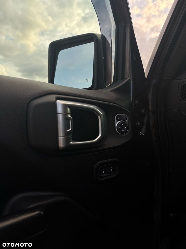 Jeep Wrangler Unlimited GME 2.0 Turbo Sport - 10