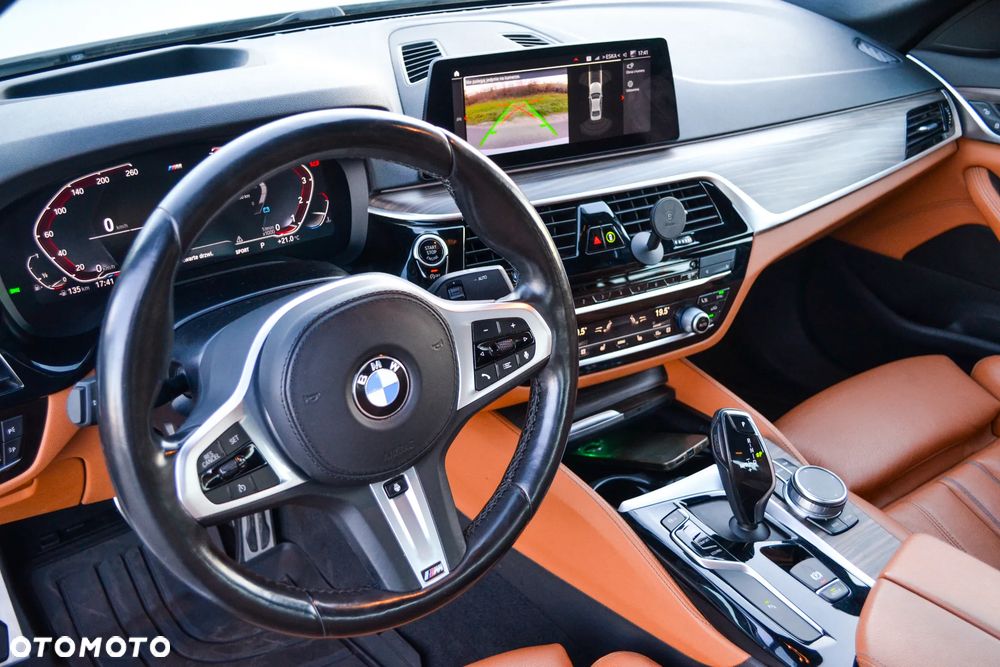 BMW Seria 5 530i xDrive M Sport sport - 13