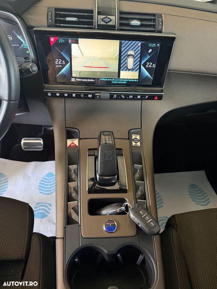 DS Automobiles DS 7 Crossback - 24