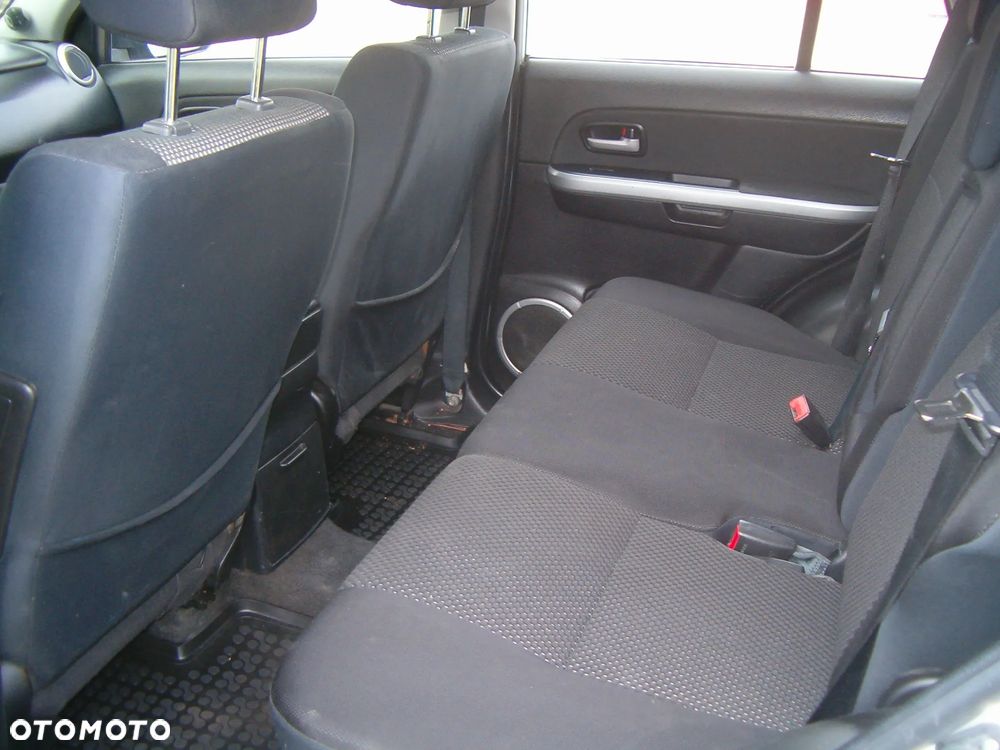 Suzuki Grand Vitara 2.0 - 4