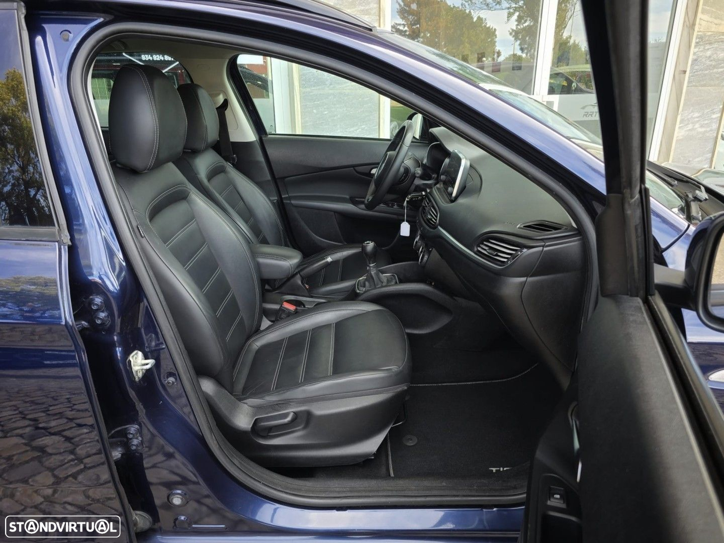Fiat Tipo Station Wagon 1.3 M-Jet Lounge - 21