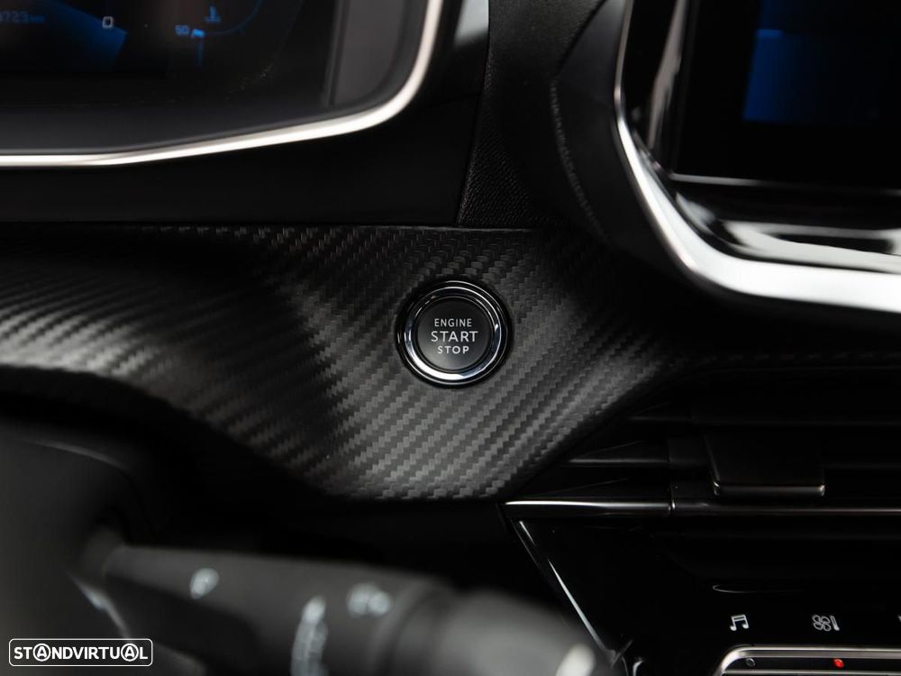 Peugeot 2008 1.5 BlueHDi GT EAT8 - 15