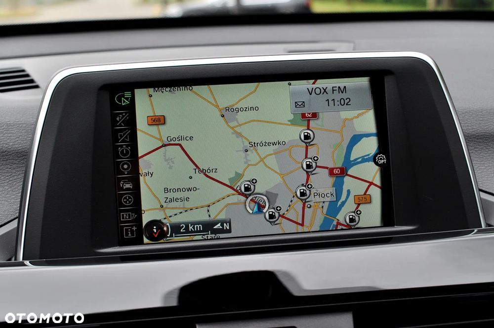 BMW X1 sDrive18d Sport Line - 24