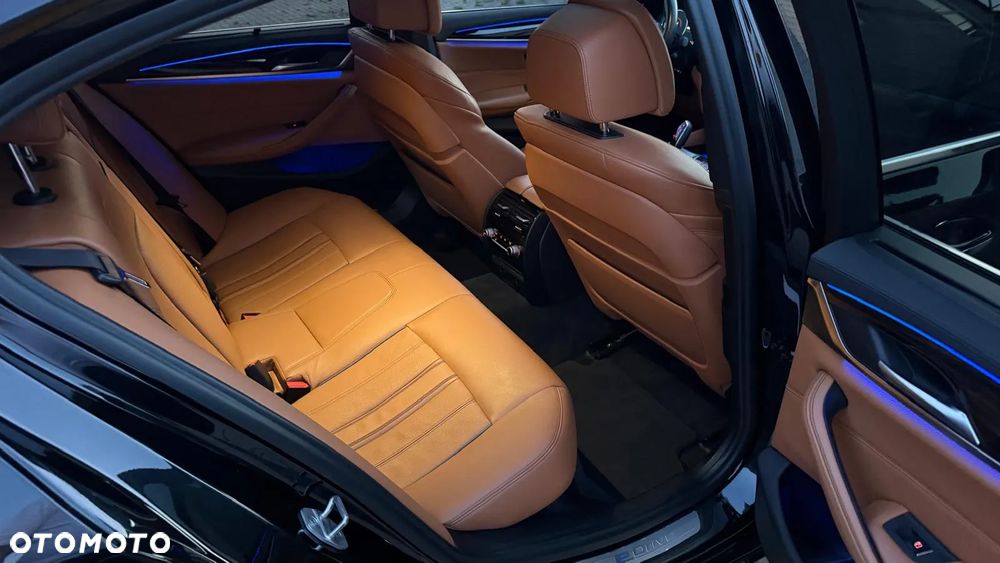 BMW Seria 5 - 34
