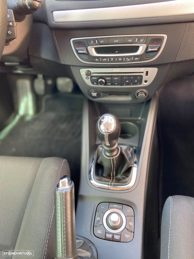 Renault Mégane - 5