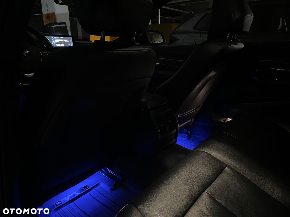 BMW Seria 3 - 37