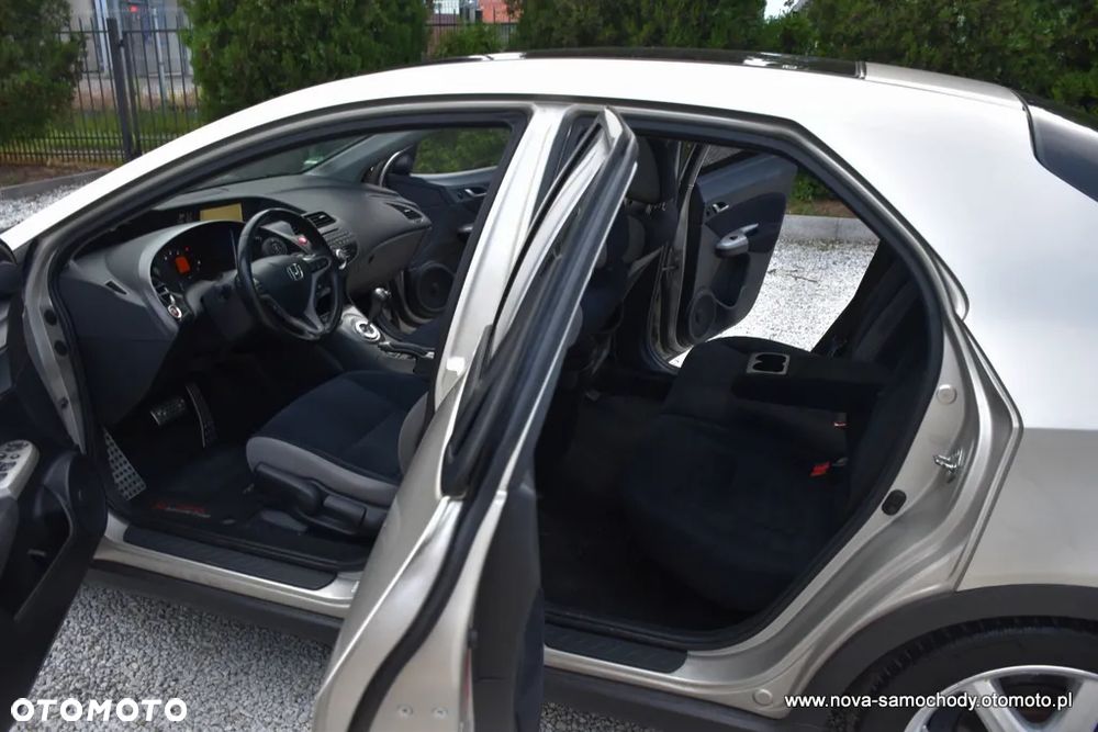 Honda Civic 1.8i-VTEC Automatik Executive - 34