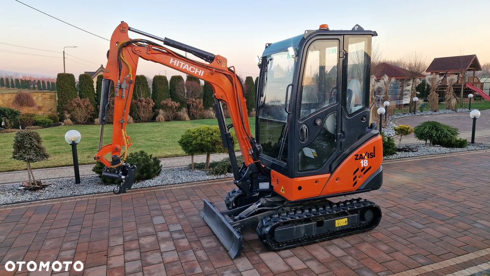 Hitachi Zx18 zx 18 zaxis - 1