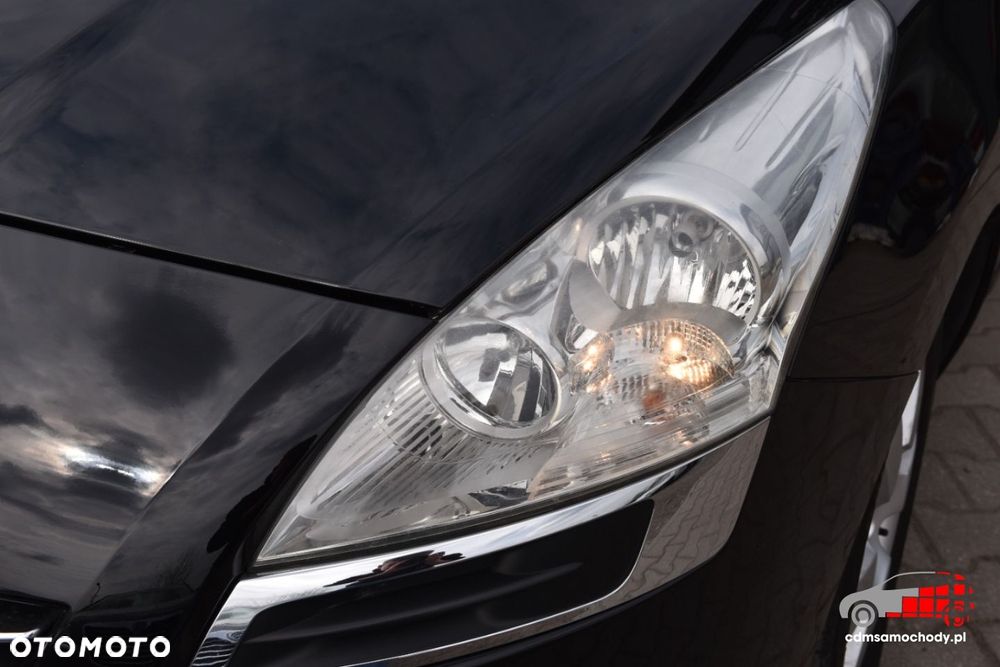 Peugeot 5008 - 13