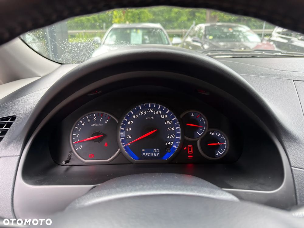 Mitsubishi Grandis 2.4 Motion - 20