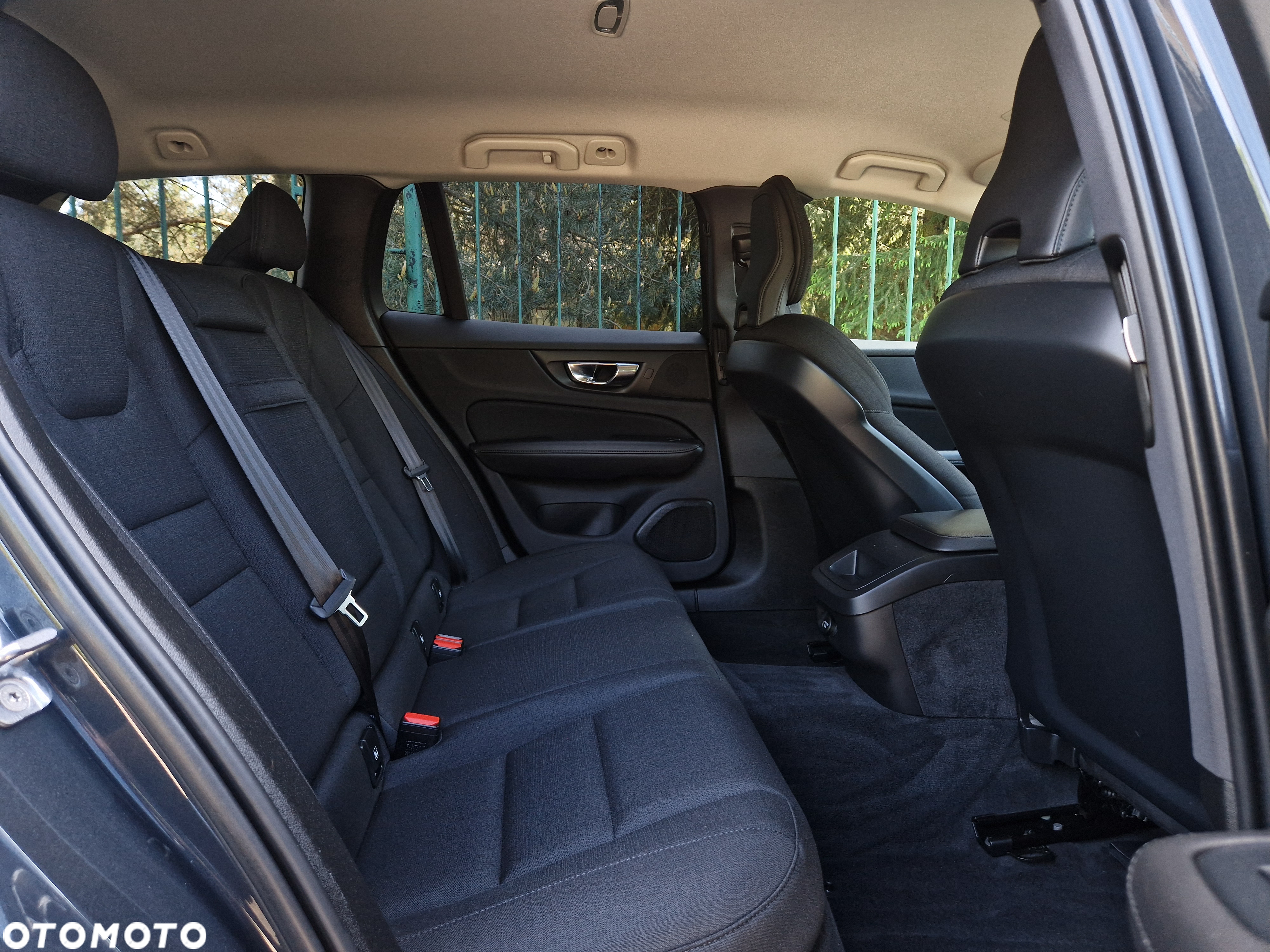 Volvo V60 B4 B Geartronic Momentum - 26