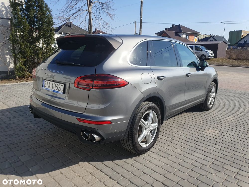 Porsche Cayenne S Tiptronic S - 9