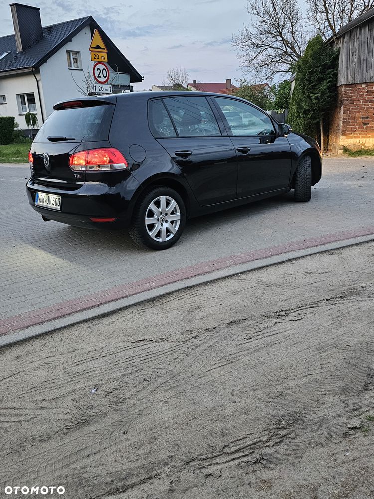 Volkswagen Golf 1.6 TDI DPF BlueMotion Technology MATCH - 3