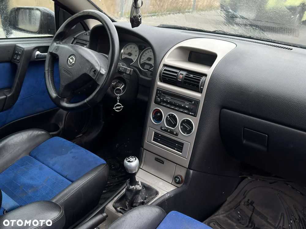 Opel Astra 2.2 Sport - 7