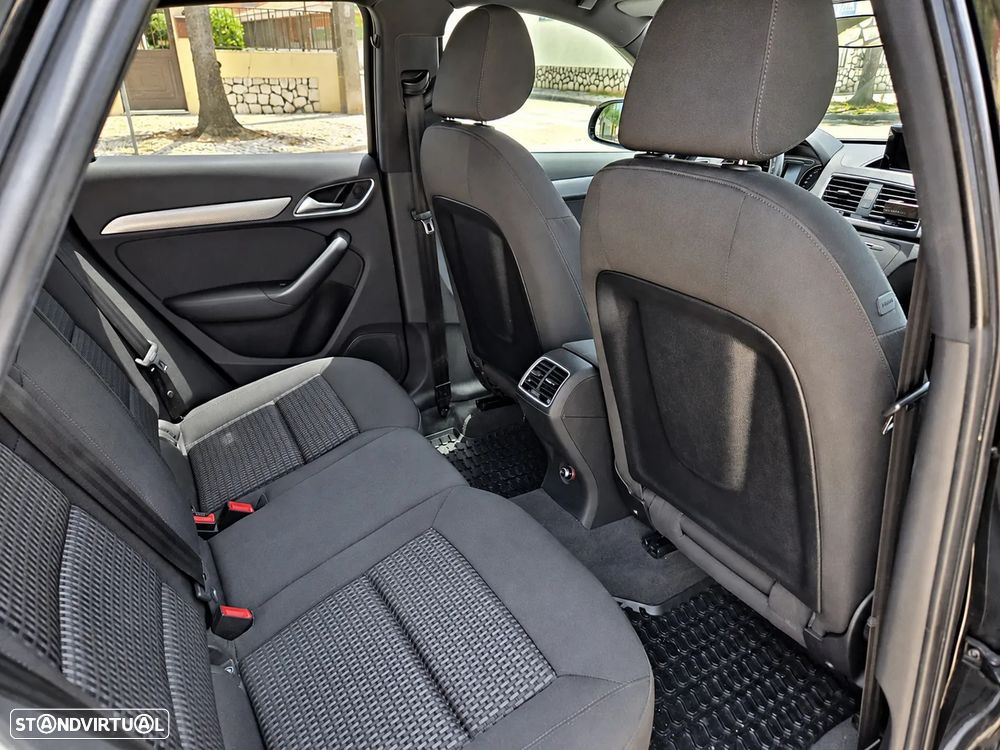 Audi Q3 2.0 TDI quattro S-line S tronic - 9