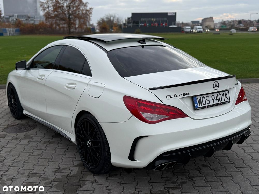 Mercedes-Benz CLA - 4