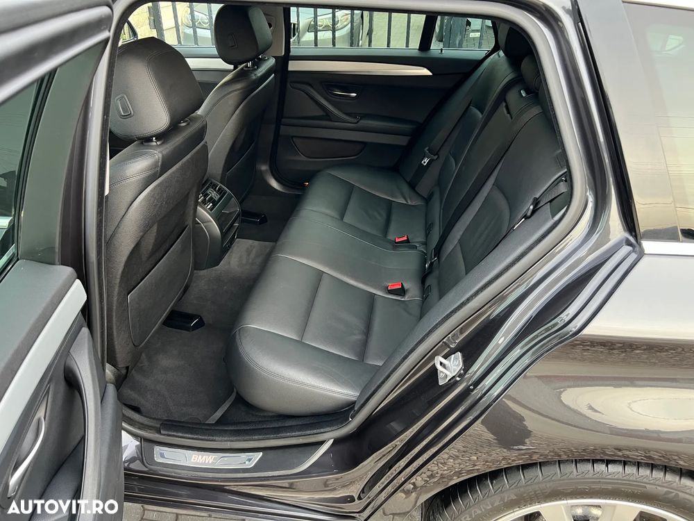BMW Seria 5 520d xDrive Aut. Luxury Line - 11