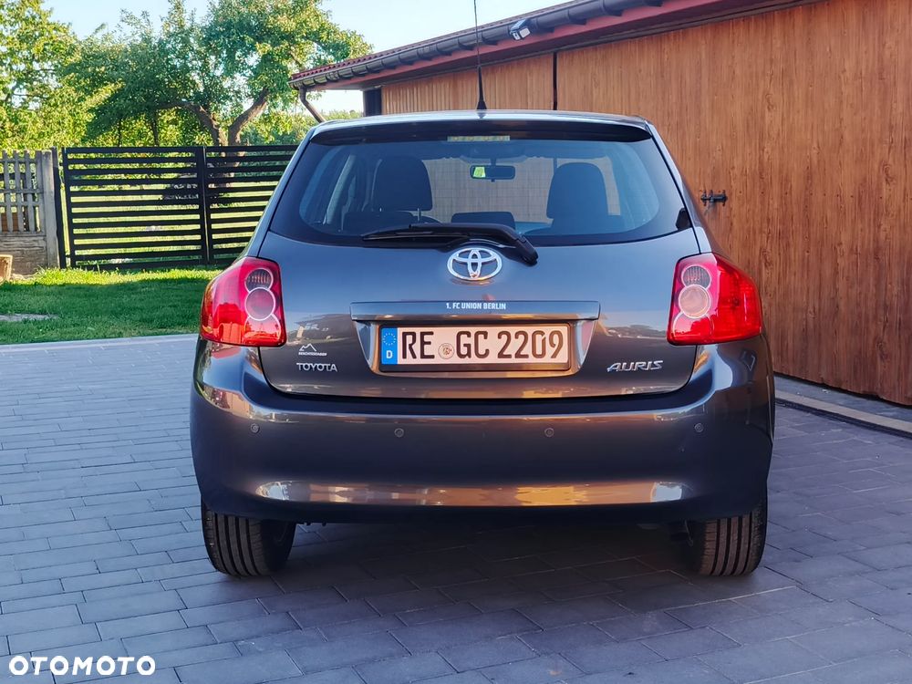 Toyota Auris 1.4 VVT-i Terra - 6