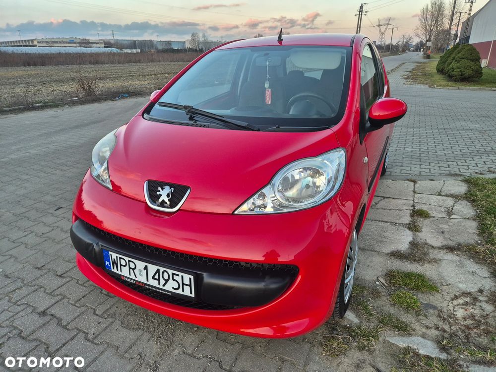 Peugeot 107 1.0 Trendy - 1