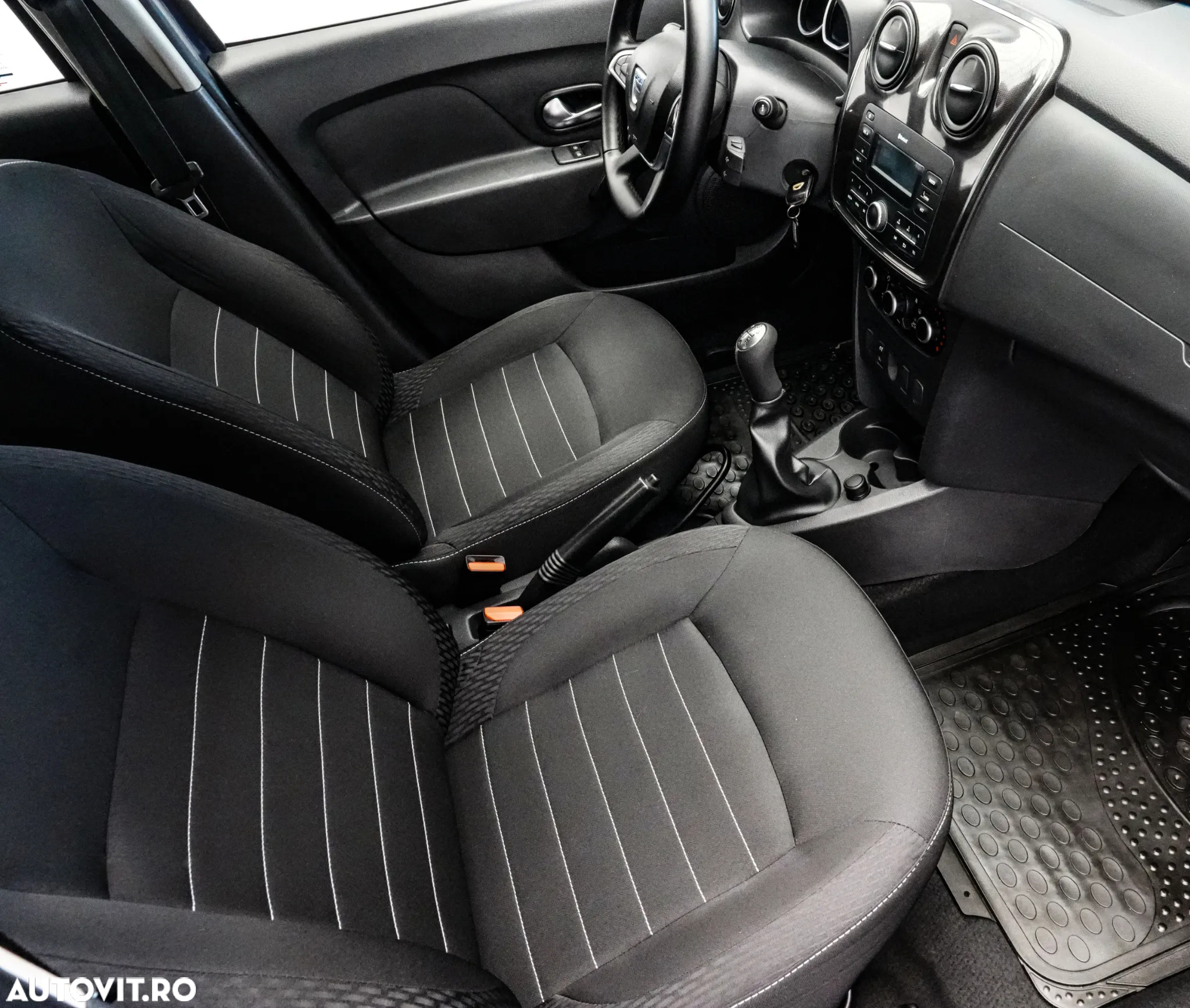 Dacia Logan 1.5 Blue dCi Laureate - 13