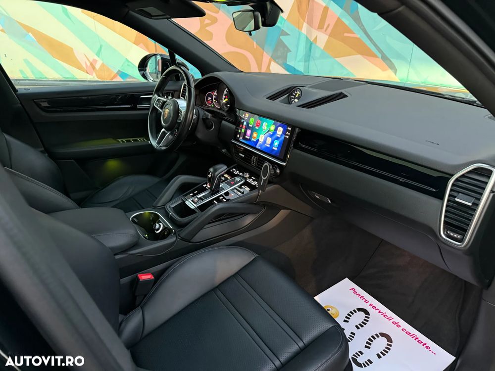 Porsche Cayenne Coupe Standard - 11