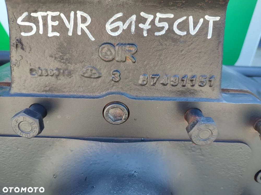 Most napędowy 87491151 47698528 Steyr 6175 CVT - 13