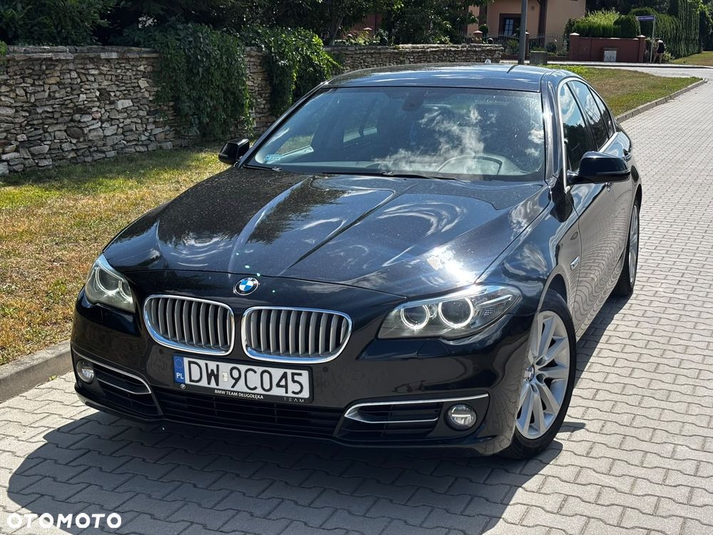 BMW Seria 5 520d Luxury Line - 2