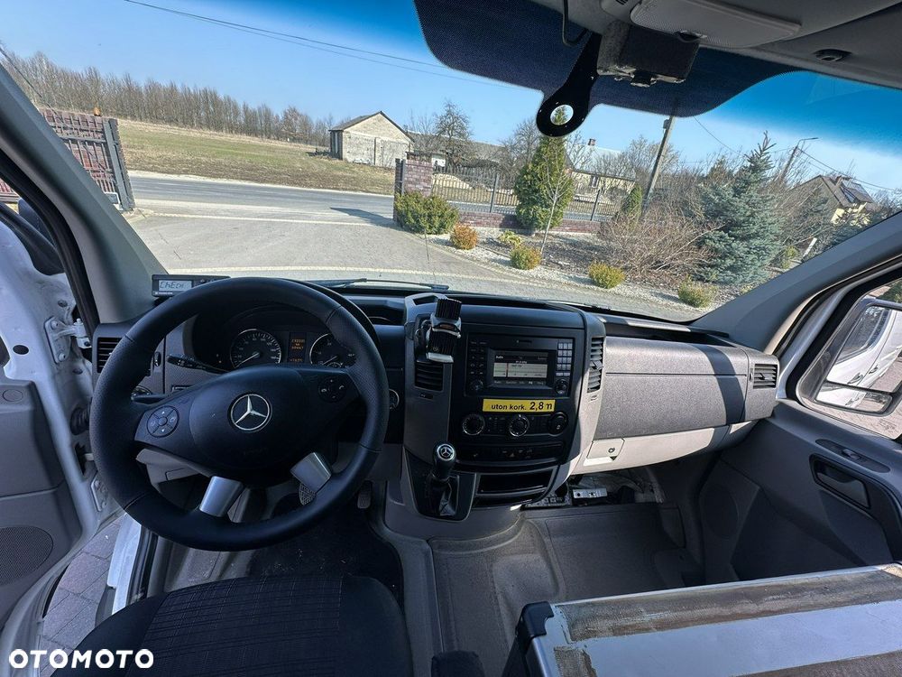 Mercedes-Benz Sprinter - 17